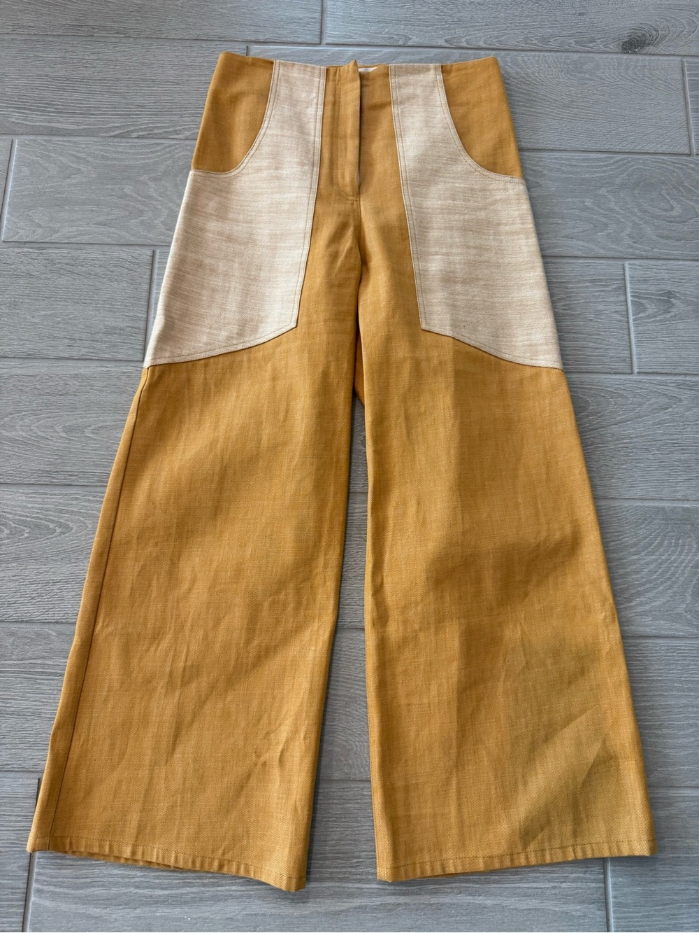 MEG Sustainable Slow Fashion Two Tone Wide Leg Yellow Gold Jeans Size Small EUC